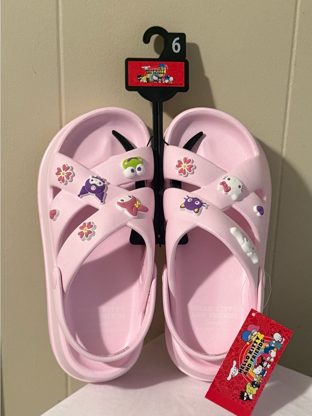 Hello Kitty & Friends Pink Cross-Strap Sandals Charms Size 6
